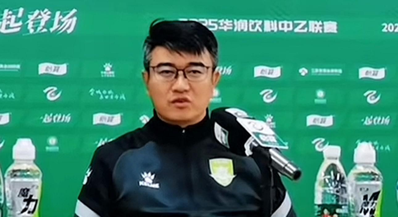 天天盈球即时比分直播-扬科维奇上任不到一个月下课？媒体人：礼彬回归长春喜都执教
